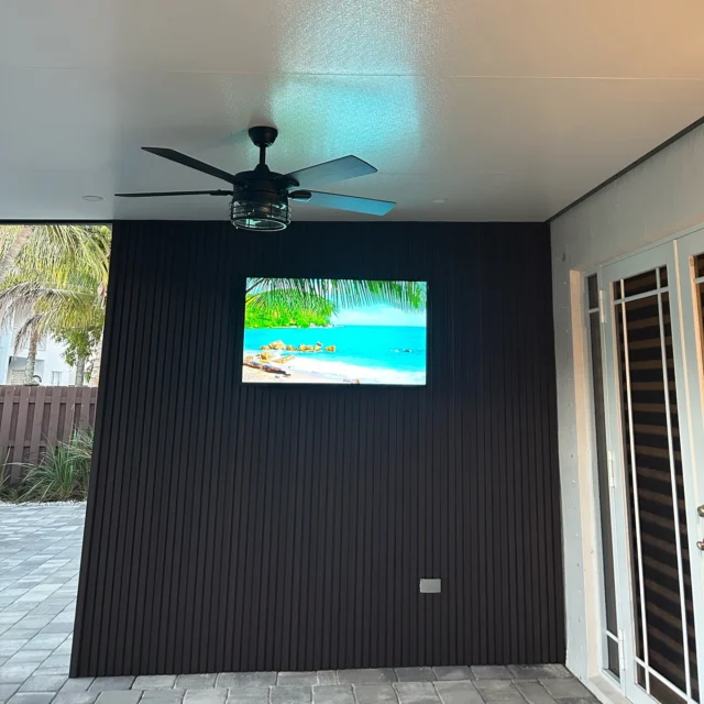 Looking for a way to spruce up your outdoor space? Our exterior wall slats are the perfect statement piece to enhance any area. SWIPE to view how our Mocha Chocolate Panels added the perfect touch of modern
#csd3dwalls #3dwalls #slatwalls #claddingwalls #patiodecor #pembrokepines #miami #homedecor #diy #tvwalldecor #fortlauderdale #miamideveloper #miamiconstruction #miamiwallpanels #woodworking #beforeandafter #trending